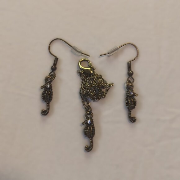 Handmade/Homemade Antique Brass Seahorse Necklace Earring Set White Rhinestone - Picture 1 of 2